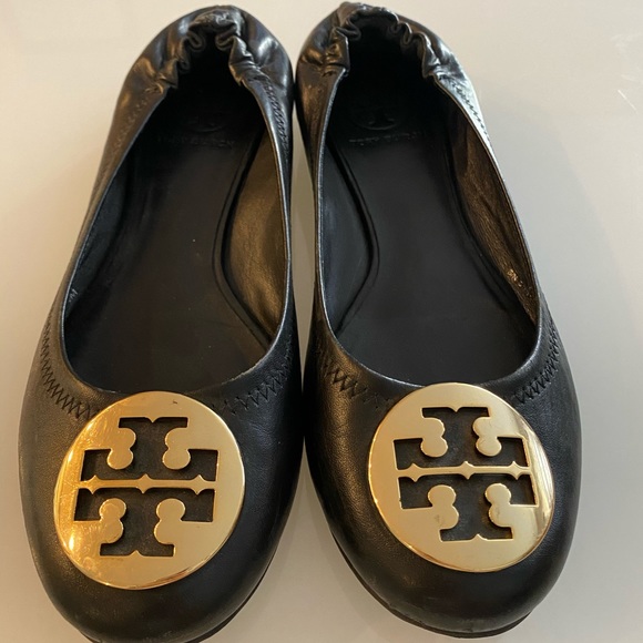 Tory Burch size 7.5 women’s black flats - Picture 2 of 3